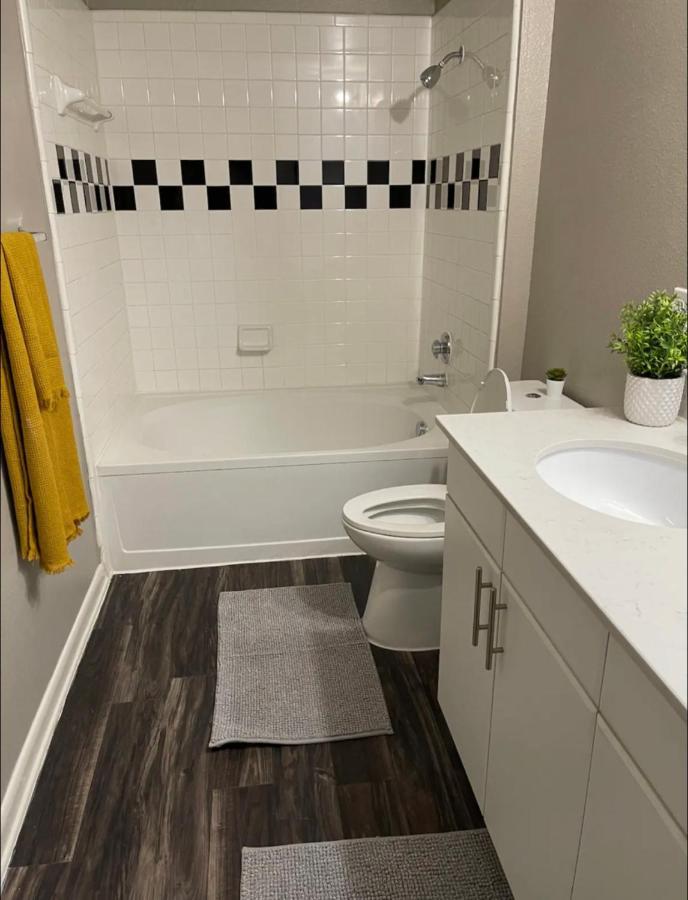 Charming 1,100 Sq Ft Apartment Near To The Shops At Legacy Plano Kültér fotó